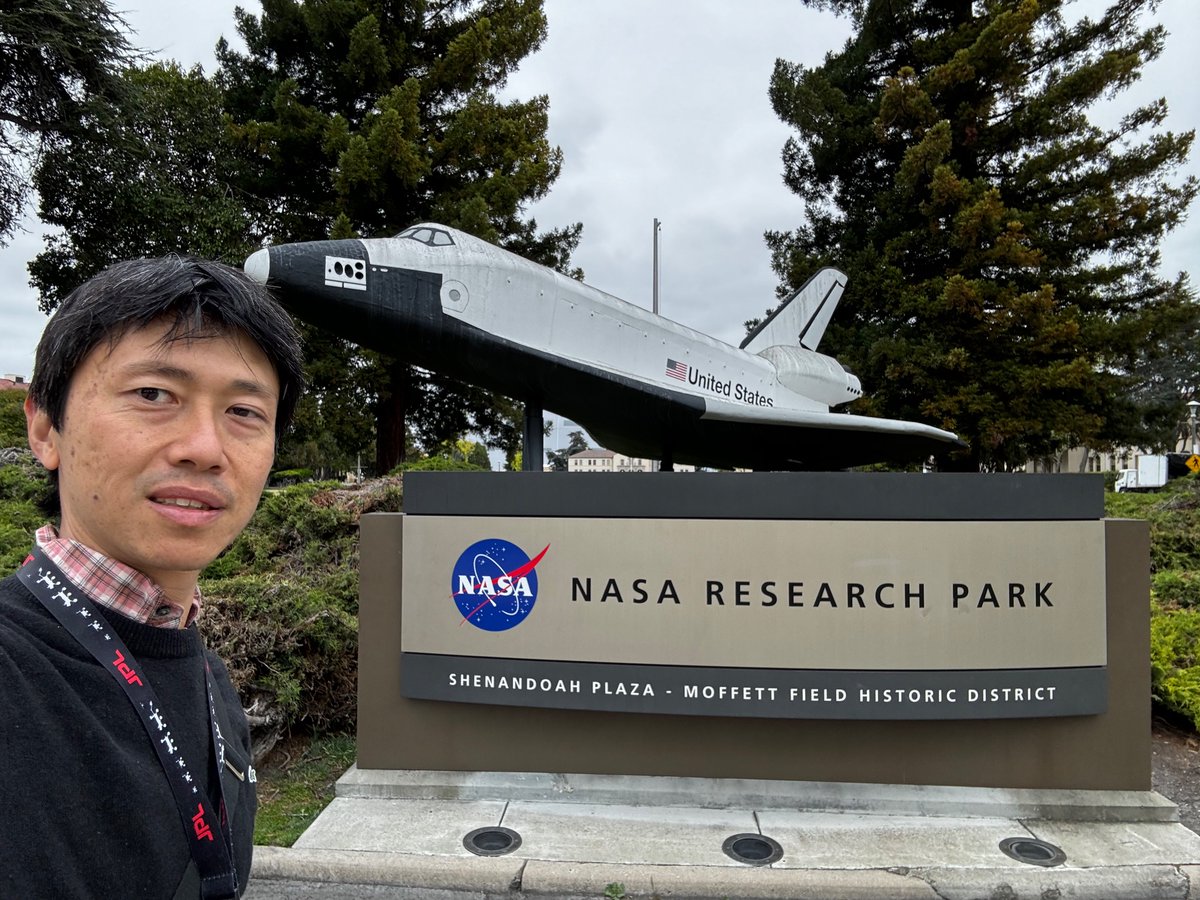This is actually my first time to visit NASA Ames!

エイムズ研究所にきた〜