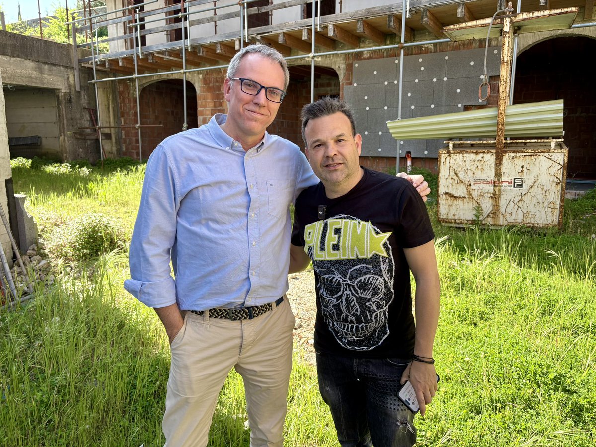 Uno de los privilegios de trabajar en <a href="/Hauseraio/">Hausera</a> es poder conocer a personas tan interesantes como José Elías. Pasar un día entero con él en Italia, y que nos comparta su visión sobre nuestro proyecto, es de las experiencias que siempre recordaré de esta aventura. ¡Impagable! 😊