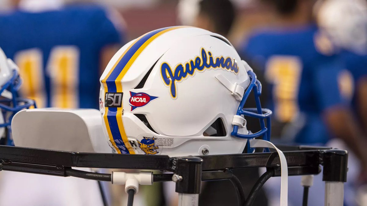BryanRamirez_23's tweet image. Blessed to receive an offer from Texas A&M University-Kingsville 🔵🟡🏈 @Keith_Scott05 @CoachJacobsonTJ @JavelinaFB @coachscottparr8 @CoachTLouis @BradyDavis10 @JavelinaNation @TJCFOOTBALL