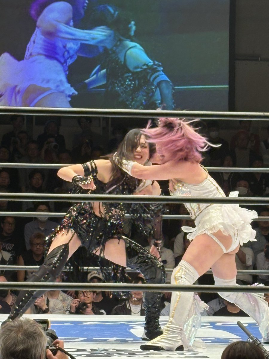 copyTOprowres's tweet photo. 情念で混沌としたメインイベント。
恩讐の清算は横浜アリーナで決着だ。

#STARDOM
#中野たむ
#上谷沙弥 https://t.co/bh2DlXHcKQ