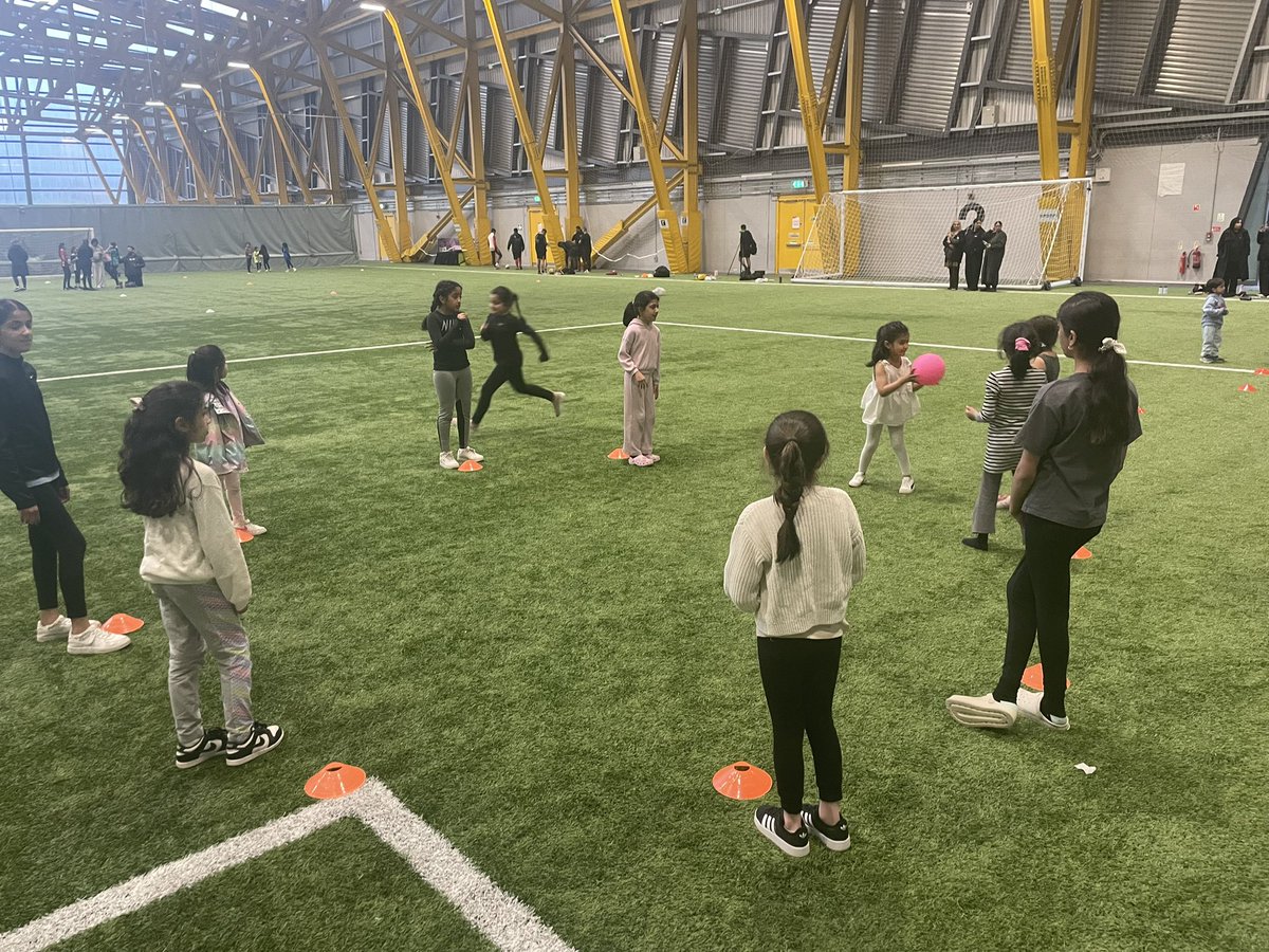 CSHNorthLan's tweet image. #CommunitySportHubs |
Fantastic to see the @WellFoundation and Dynamic Gymnastics working in partnership to offer opportunities for local young people to be active ⬇️
#ChangingLivesThroughSport