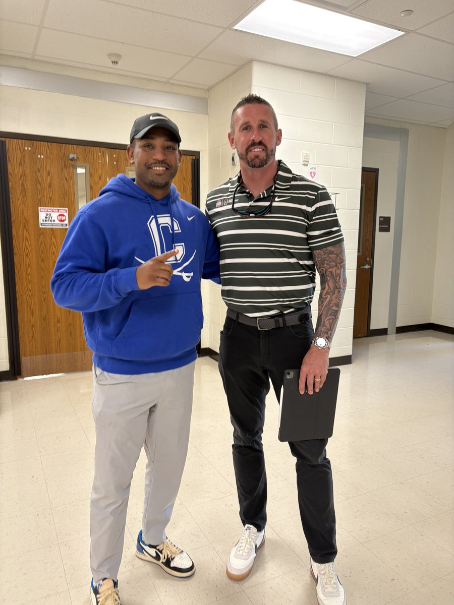Chillicothe Football (@chillicothe_fb) on Twitter photo A big thanks 🙏 to <a href="/brianhartline/">Brian Hartline</a> and <a href="/OhioStateFB/">Ohio State Football</a> for stopping by to recruit our guys!
It’s not every day you have the defending National Champs 🏆 OC walking the hallways of your school! They’ve been down twice this year now to check on our program! There’s something brewing A big thanks 🙏 to <a href="/brianhartline/">Brian Hartline</a> and <a href="/OhioStateFB/">Ohio State Football</a> for stopping by to recruit our guys!
It’s not every day you have the defending National Champs 🏆 OC walking the hallways of your school! They’ve been down twice this year now to check on our program! There’s something brewing