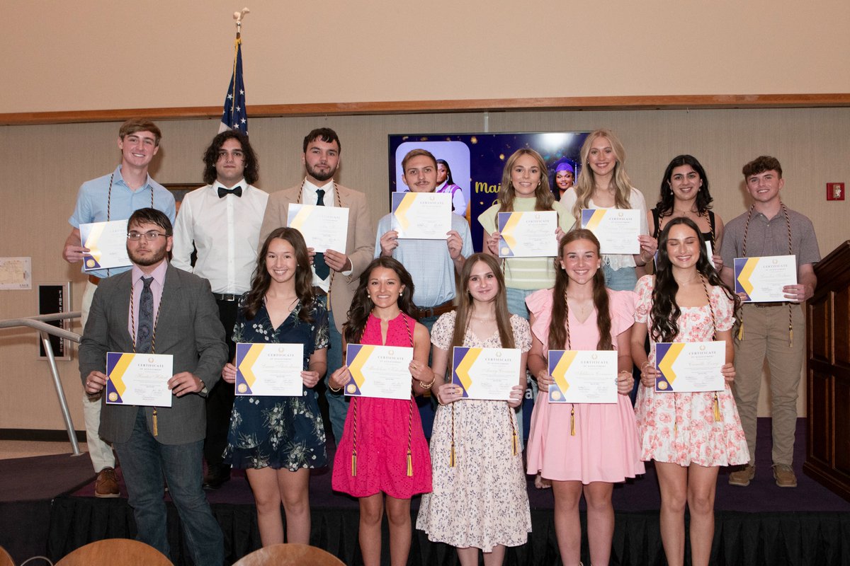 LSUEunice's tweet image. It's the BEST time of the year! We honored our graduates last night, spotlighting our Academy and Dual Enrollment students with the annual "Above and Beyond" Reception. Congratulations to our 79 recipients of their certificate of achievement - you always have a home at LSUE!