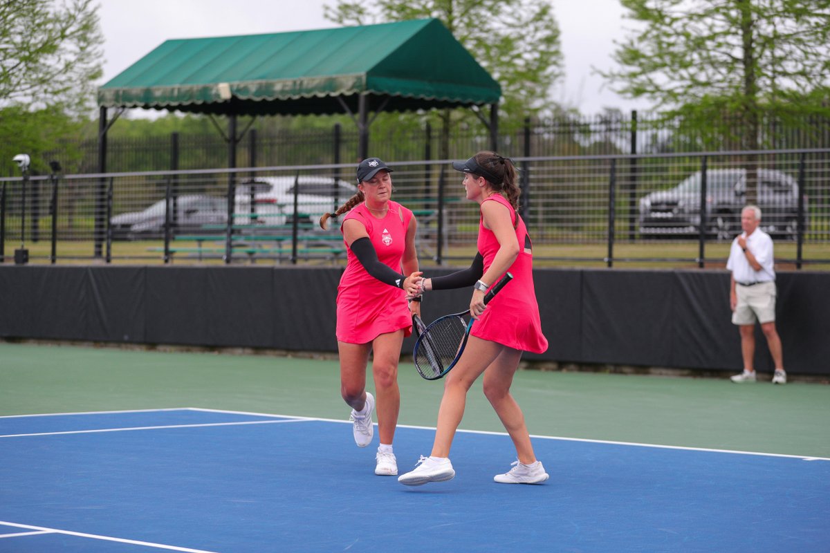 AStateTennis's tweet image. Doubles point: ✅
We're taking a 1-0 lead into singles play!
#WolvesUp