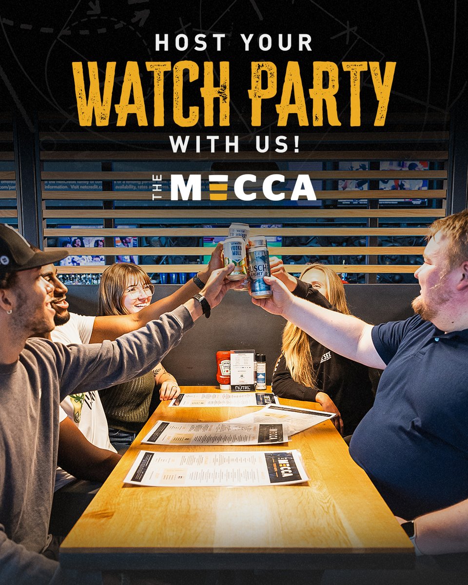 Wings. Burgers. Beer. Basketball. 🍔🍗🍻
Fuel up while you watch the Bucks. 🦌 Email events@deerdistrict to book your watch party now! 🏀