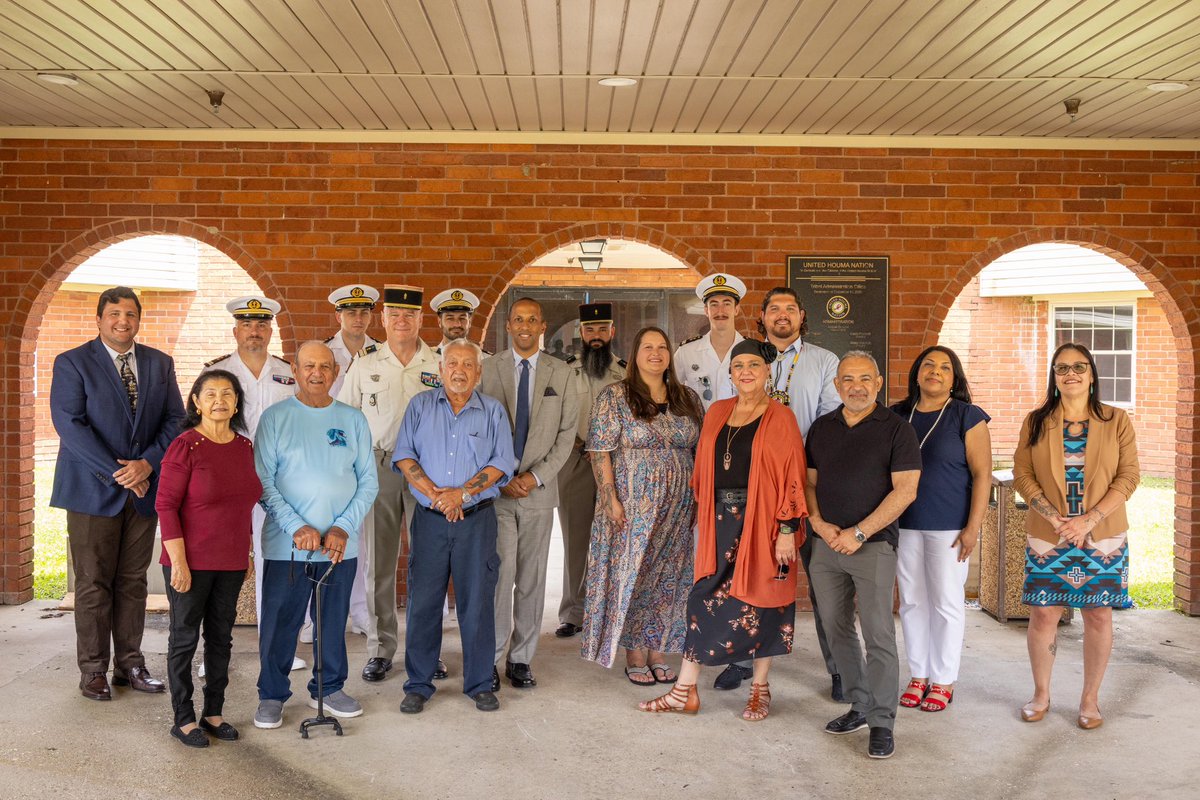 RodolpheSambou's tweet photo. With a delegation from the 🇫🇷 Navy led by Lt Colonel Honstettre, we were warmly welcomed by the @United_Houma Nation.
Through a rich conversation, the @MarineNationale carried forward a tradition rooted in history — & in the enduring bond of the French language.
Merci!
#LâchePas https://t.co/uoJQy2Kx2N