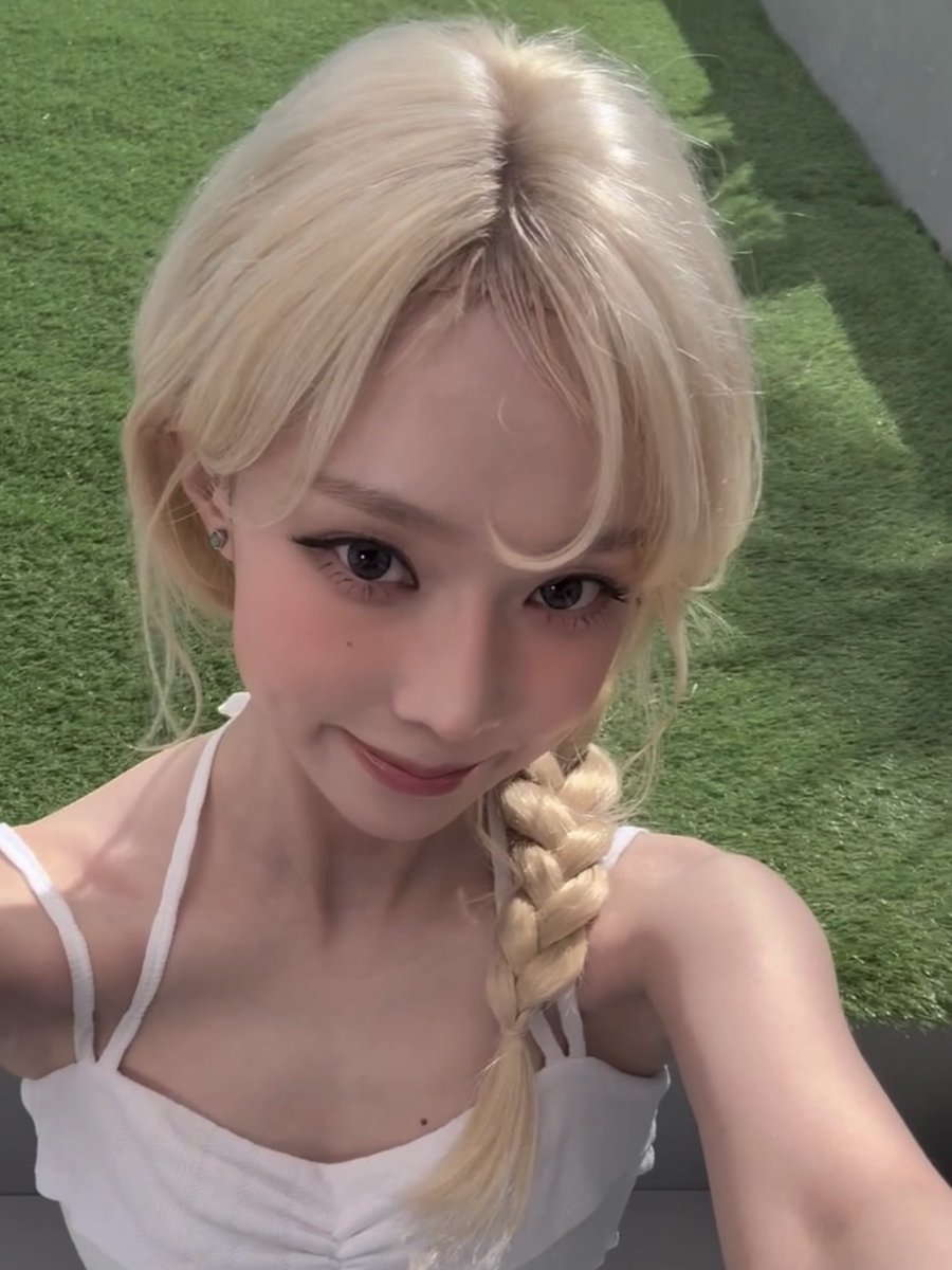 winter700_'s tweet image. 토레타윈터 너무 예뽀🤍🤍