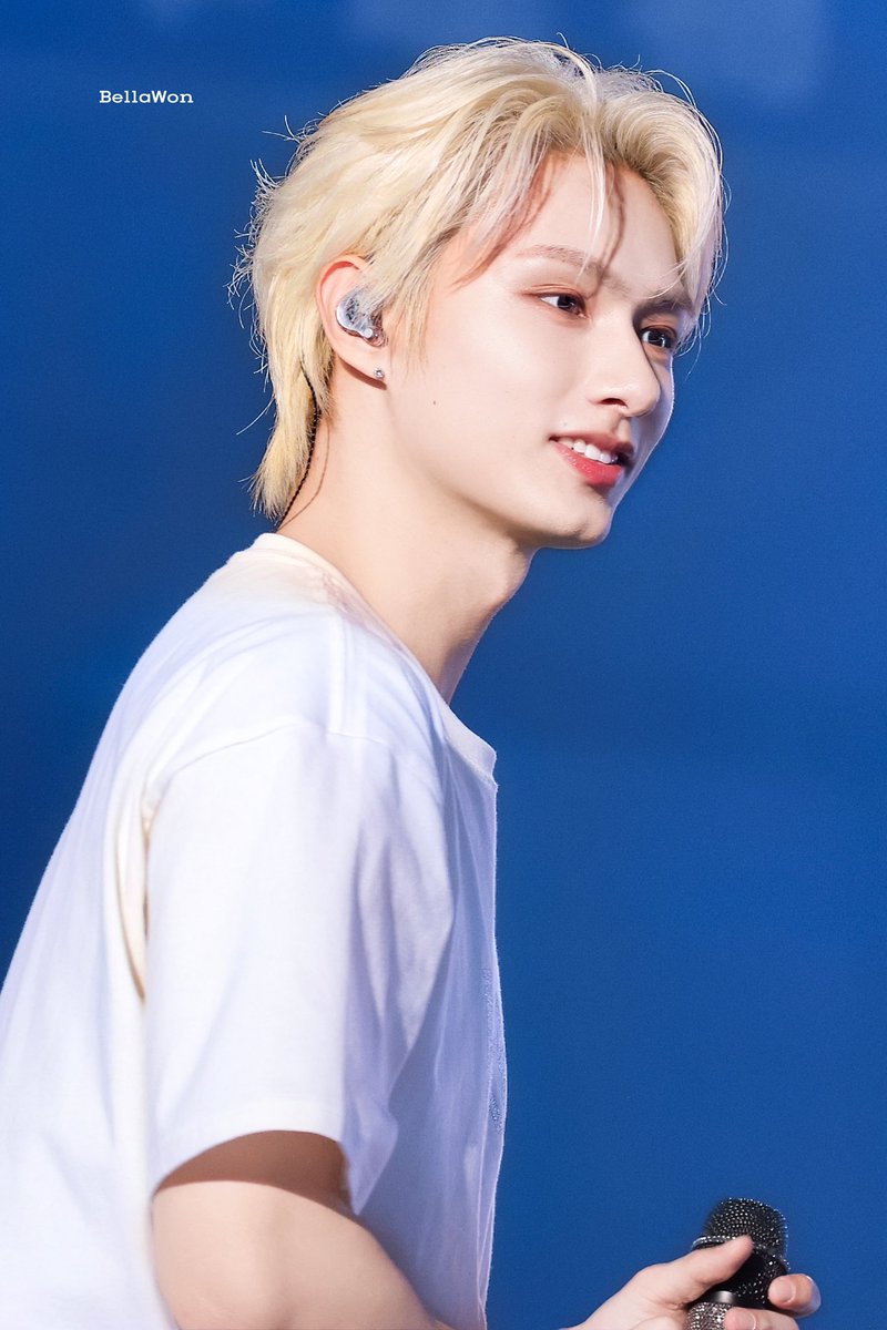 250424 FM IN OSAKA day1

🌙✨

#文俊辉 #준 #JUN #ジュン
#세븐틴 #SEVENTEEN
<a href="/pledis_17/">세븐틴(SEVENTEEN)</a>