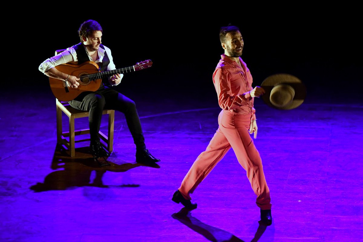 💃 Marco Flores presenta en #BienalFlamencoMadrid2025 "Vengo Jondo", un espectáculo inspirado en las formas y composiciones clásicas de este género.

📅 27 de mayo
📍 Nave Una <a href="/mataderomadrid/">mataderomadrid</a>

🎟️ Entradas en bienalflamencomadrid.com

#Flamenco #Madrid #MadridCultura