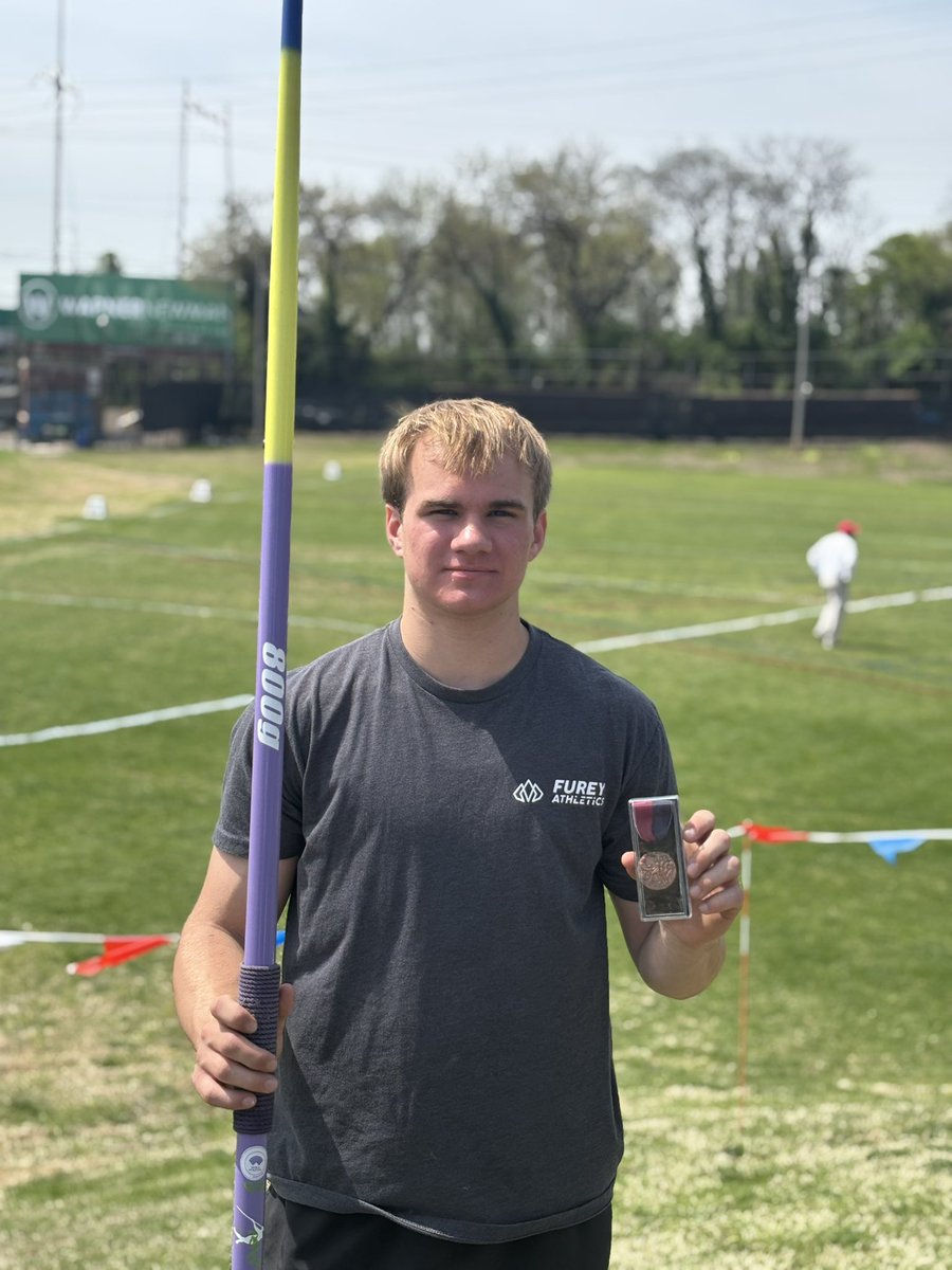 chelmsfordtrack's tweet image. Congratulations to Gable Gray for finishing 5th at Penn Relays!!

@_LionsAthletics @LowellSunSports @GlobeSchools