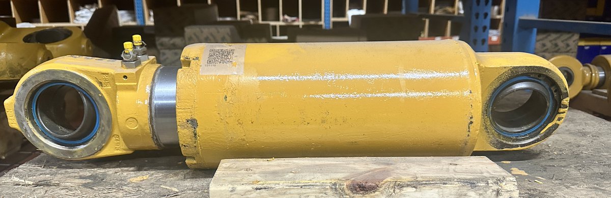 Ready to Roll – CAT740 Front Strut Prepped for Action!

This rebuilt CAT740 Front Suspension Strut is locked, loaded, and ready to ship! 

Call 815-423-5961 for the parts you need today!