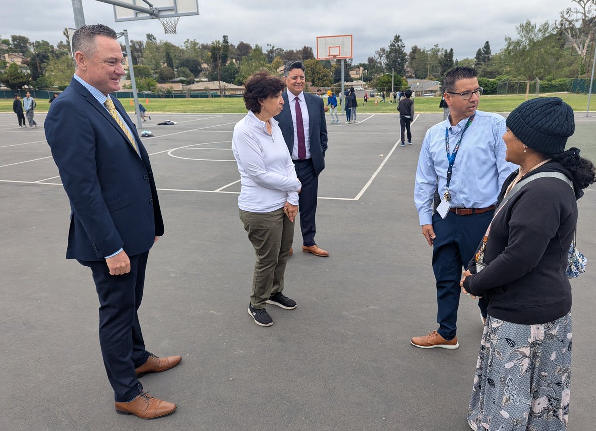 Jeanette Koh, NBCT, Ed.D. (@jjkoh4) on Twitter photo What an incredible site visit <a href="/EvergreenWVUSD/">Evergreen Eagles</a> w/ <a href="/WVUSD_Tweet/">Walnut Valley USD</a> Supt. Dr. Taylor, Board President Layla Abou-Taleb, & Deputy Supt. <a href="/MattTorresEdD/">Matt Torres, Ed.D.</a> ! The intentionality & positivity in the school culture with Leader in Me shined in every classroom & playground. What an incredible site visit <a href="/EvergreenWVUSD/">Evergreen Eagles</a> w/ <a href="/WVUSD_Tweet/">Walnut Valley USD</a> Supt. Dr. Taylor, Board President Layla Abou-Taleb, & Deputy Supt. <a href="/MattTorresEdD/">Matt Torres, Ed.D.</a> ! The intentionality & positivity in the school culture with Leader in Me shined in every classroom & playground.