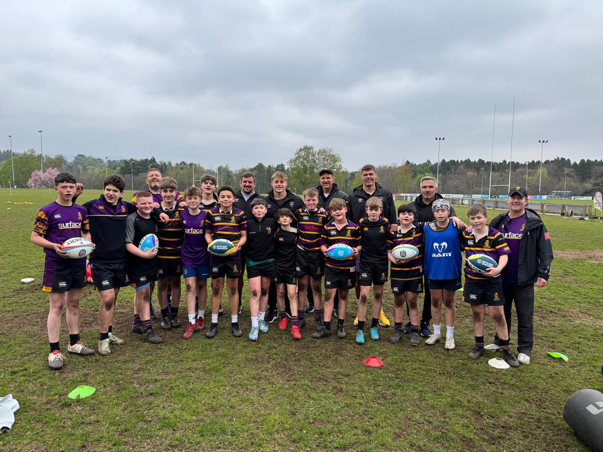 Instonians Rugby (@instoniansrugby) on Twitter photo We were delighted to welcome <a href="/SharksRugby/">The Sharks</a> to our Easter Camp this morning πΏπ¦
A brilliant experience for our youth players to meet and get coached by professional players and coaches.
Massive thank you for coming down and best of luck in your match vs Ulster on Saturday! We were delighted to welcome <a href="/SharksRugby/">The Sharks</a> to our Easter Camp this morning πΏπ¦
A brilliant experience for our youth players to meet and get coached by professional players and coaches.
Massive thank you for coming down and best of luck in your match vs Ulster on Saturday!