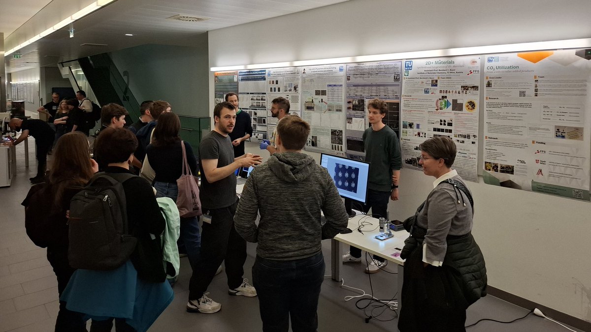 Bernhard C. Bayer (@nanobayer) on Twitter photo 2D+ team very active at Open Day of <a href="/chemistry_tuw/">Faculty of Technical Chemistry, TU Wien</a> today! Great turn out & many questions from public & high school students (= hopefully many future materials chemists)! Make your own #2Dmaterial!
tuwien.at/mwbw/tag-der-o…
<a href="/ERC_Research/">European Research Council (ERC)</a> #FFG <a href="/OeAD_worldwide/">OeAD</a> 2D+ team very active at Open Day of <a href="/chemistry_tuw/">Faculty of Technical Chemistry, TU Wien</a> today! Great turn out & many questions from public & high school students (= hopefully many future materials chemists)! Make your own #2Dmaterial!
tuwien.at/mwbw/tag-der-o…
<a href="/ERC_Research/">European Research Council (ERC)</a> #FFG <a href="/OeAD_worldwide/">OeAD</a>
