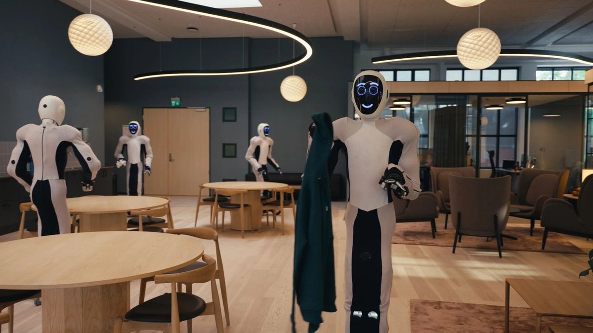 UsmanAnzaar's tweet image. 8/10
1X Tech's data collection raises privacy concerns. Microphone & camera data from users' homes could be viewed by employees, sparking important questions about robot data & ethical AI. #privacyimplications #robotdata #ethicalAI