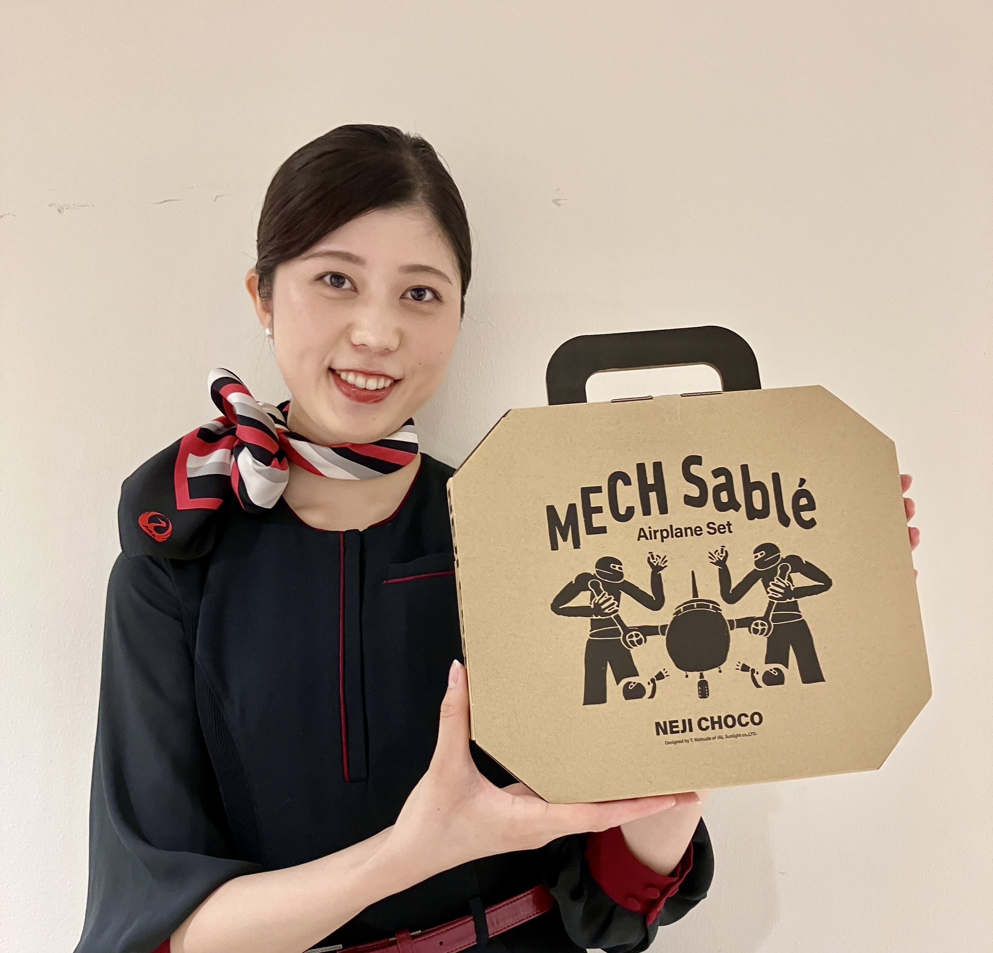 J-AIR（ジェイエア）機内販売品「水筒」&ギブアウ