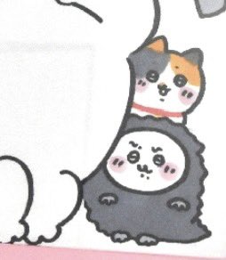 このゴジラちいかわちゃんと三毛猫ハチワレちゃん😁 新宿店限定でも