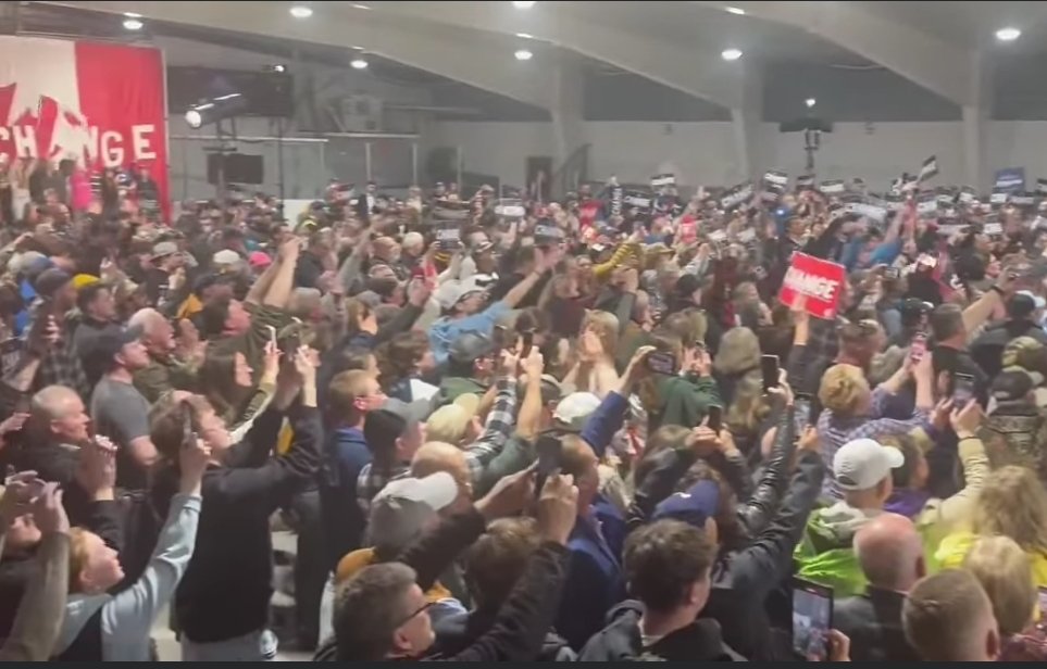 FiftyFootNest's tweet image. This was largely overlooked! 3000 people gathered in Trenton, Nova Scotia last night to hear Poilievre speak. Another packed venue!