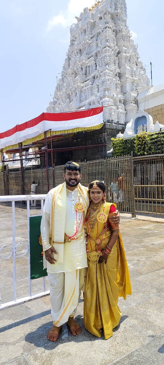 jayalakshmi1908's tweet photo. Married the love of my life at Tirumala Tirupati Devasthanam surrounded by close family❤️
Thankyou for your love, blessings and wishes.. https://t.co/zyUIJBwFHb