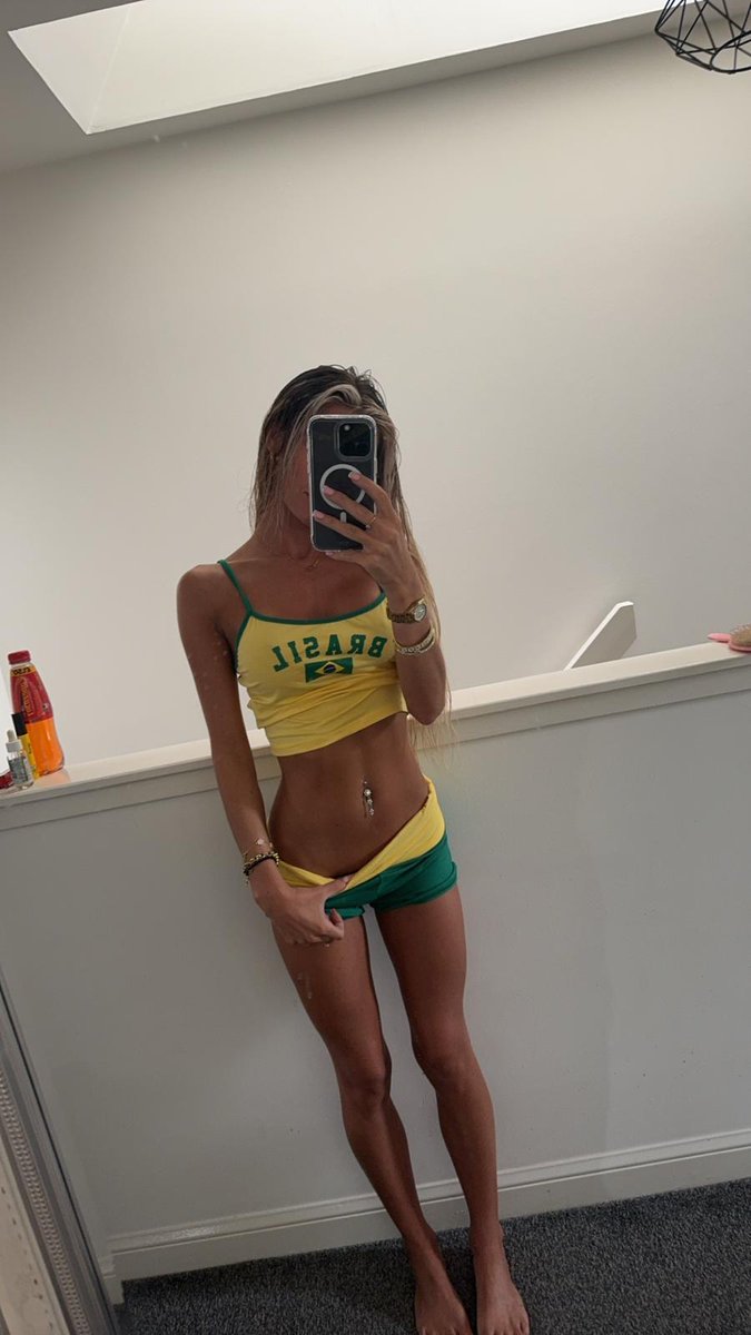 30 mins with me, wyd? 👀 https://t.co/tQo3JDMGGN