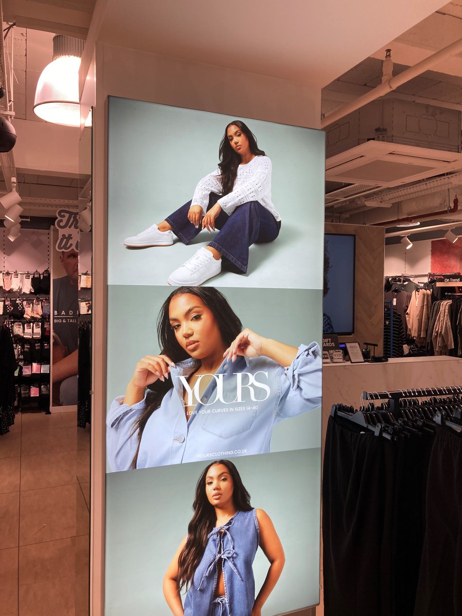 Moss_UK1's tweet image. Proud to support @yoursclothing on their Bury store revamp, delivered on time &amp;amp; on point! ⏱️
Fast turnaround, no quality compromise: shelf &amp;amp; wall lightboxes + full custom graphics = brand magic.

Always a joy teaming up!

#RetailRefit #StoreDesign #Lightboxes #Teamwork