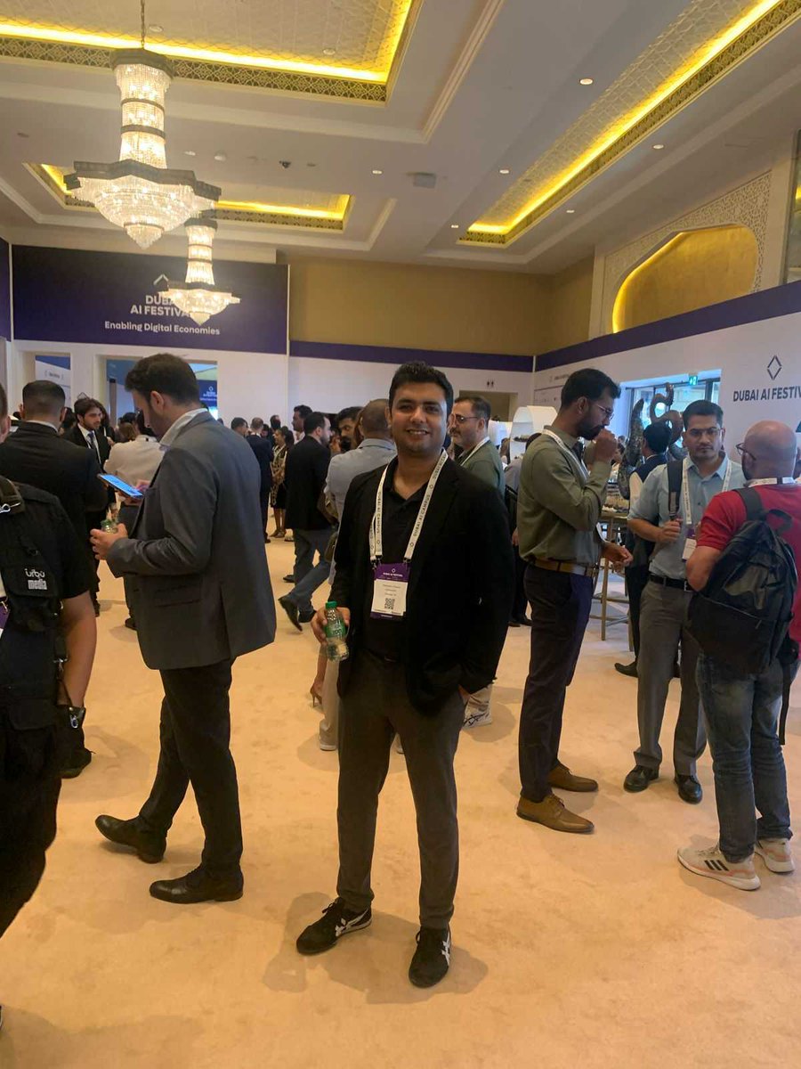 DevnagriAI's tweet image. We’re live at @DubaiAIFest 2025! 
Meet us at Booth S16 !

#DubaiAIFest #DevnagriAI #AIinLocalization #LanguageTechnology #TranslationSolutions #GlobalInnovation 

@xenonstack @DIFC @fintechhivedifc