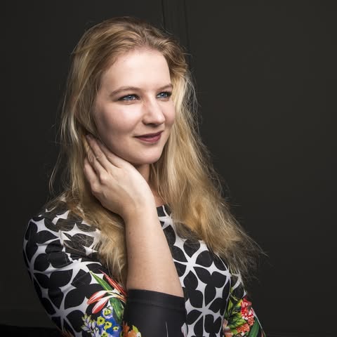 💭 Heb jij weleens een kamer binnenstapt en voelde je dat er iets niet klopte?

Scarlet le Pair deelt in HX Magazine een intens verhaal over angst, energie en heling. Een must-read voor wie durft te voelen. 💫

Lees het in editie 15 via hxmagazine.nl

#spiritualiteit