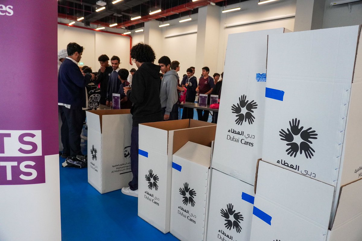 DubaiCares's tweet image. Big shoutout to the American School of Creative Science! We’re proud to have you onboard the #StudentsForStudents initiative, showing that compassion and community spirit truly start in the classroom. 

تحية كبيرة المدرسة الأمريكية للإبداع العلمي! نفتخر بانضمامكم إلى مبادرة