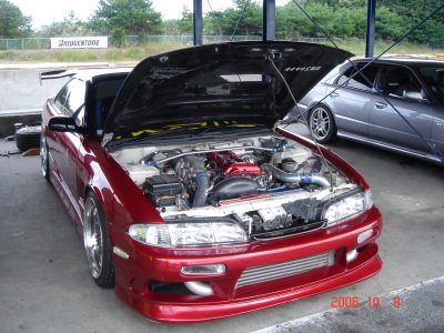 Images of various cars tweet media