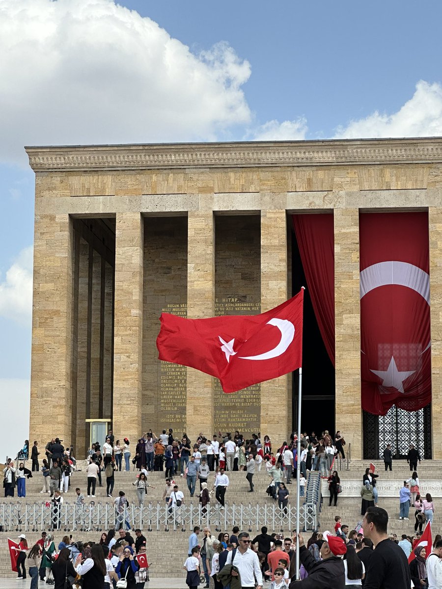 bu arada dün Anıtkabir çok güzeldi gitmek isteyip de gidemeyen Atamın tüm çocukları sizin için de gittim ben♥️