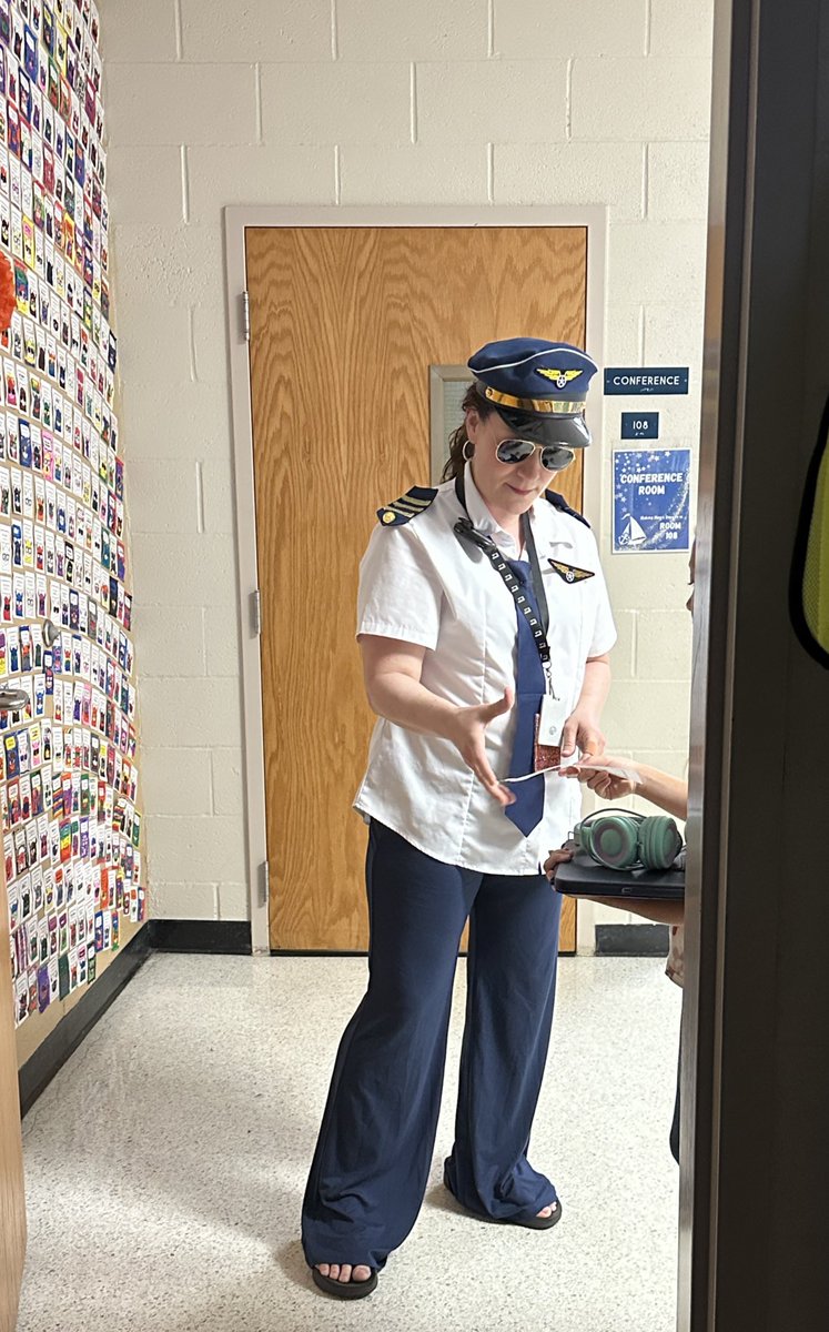 Lex1 World Languages tweet media