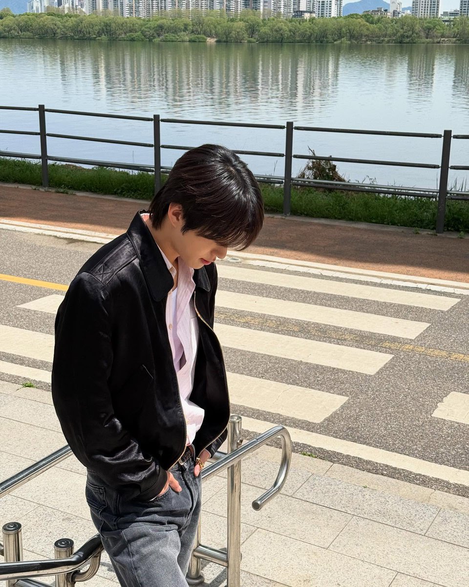 jungwoo instagram update