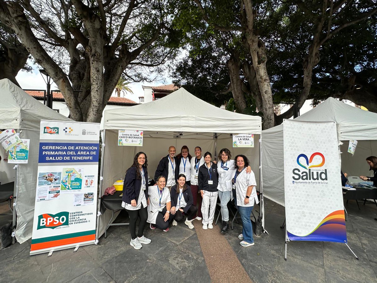 SanidadGobCan's tweet photo. 📸Profesionales de las Zonas Básicas de Salud de Casco Botánico y de La Vera participan en varios stands de la  I Feria de la Salud de Puerto de la Cruz en los que se realizan actividades de promoción de la salud y prevención de la enfermedad entre población de todas las edades https://t.co/U4LAM6SFPh