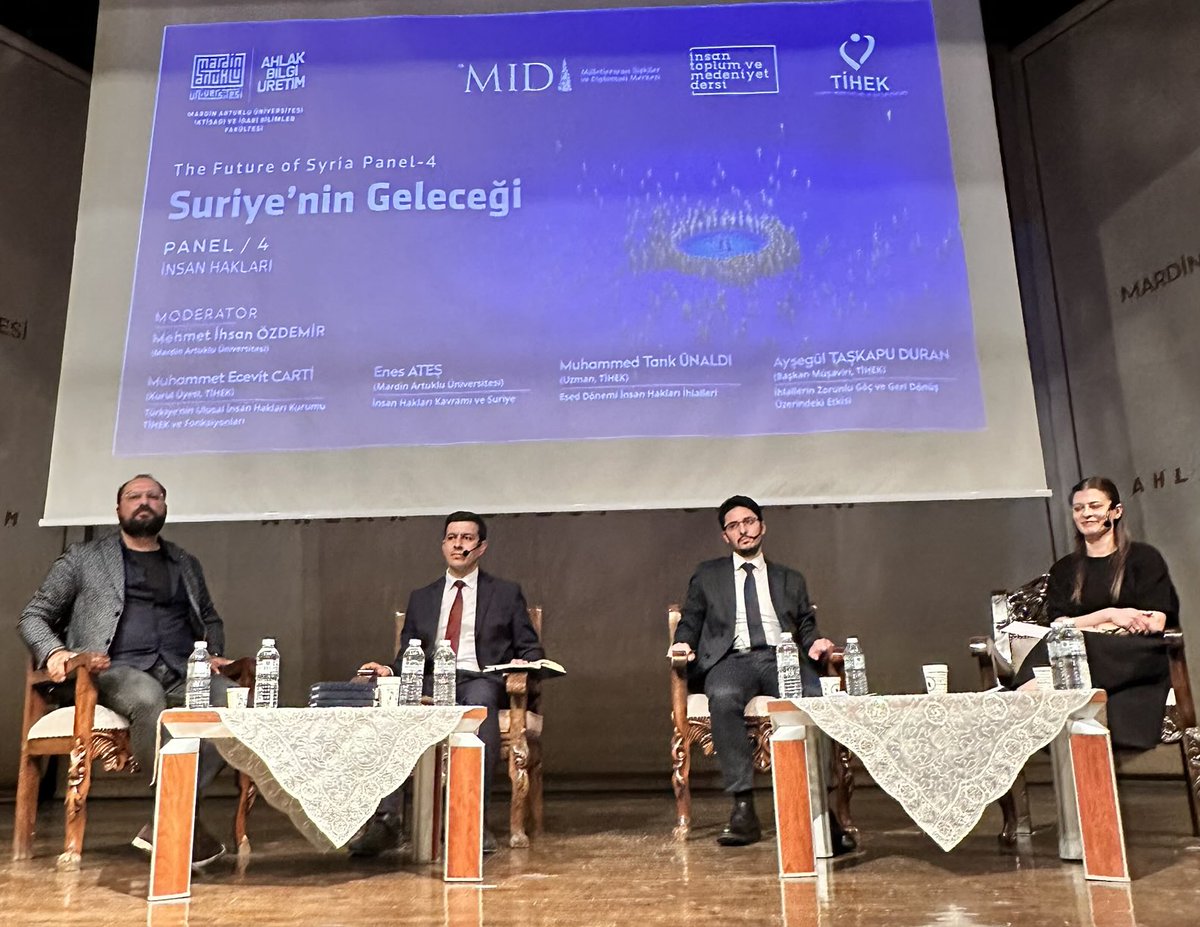 Mardin Artuklu Üniversitesi İİBF Fakültemizden hocalarımızın öncülüğünde Suriye’nin Geleceği Panel Serisinin Dördüncüsü “İnsan Hakları” Teması ile Gerçekleştirildi.