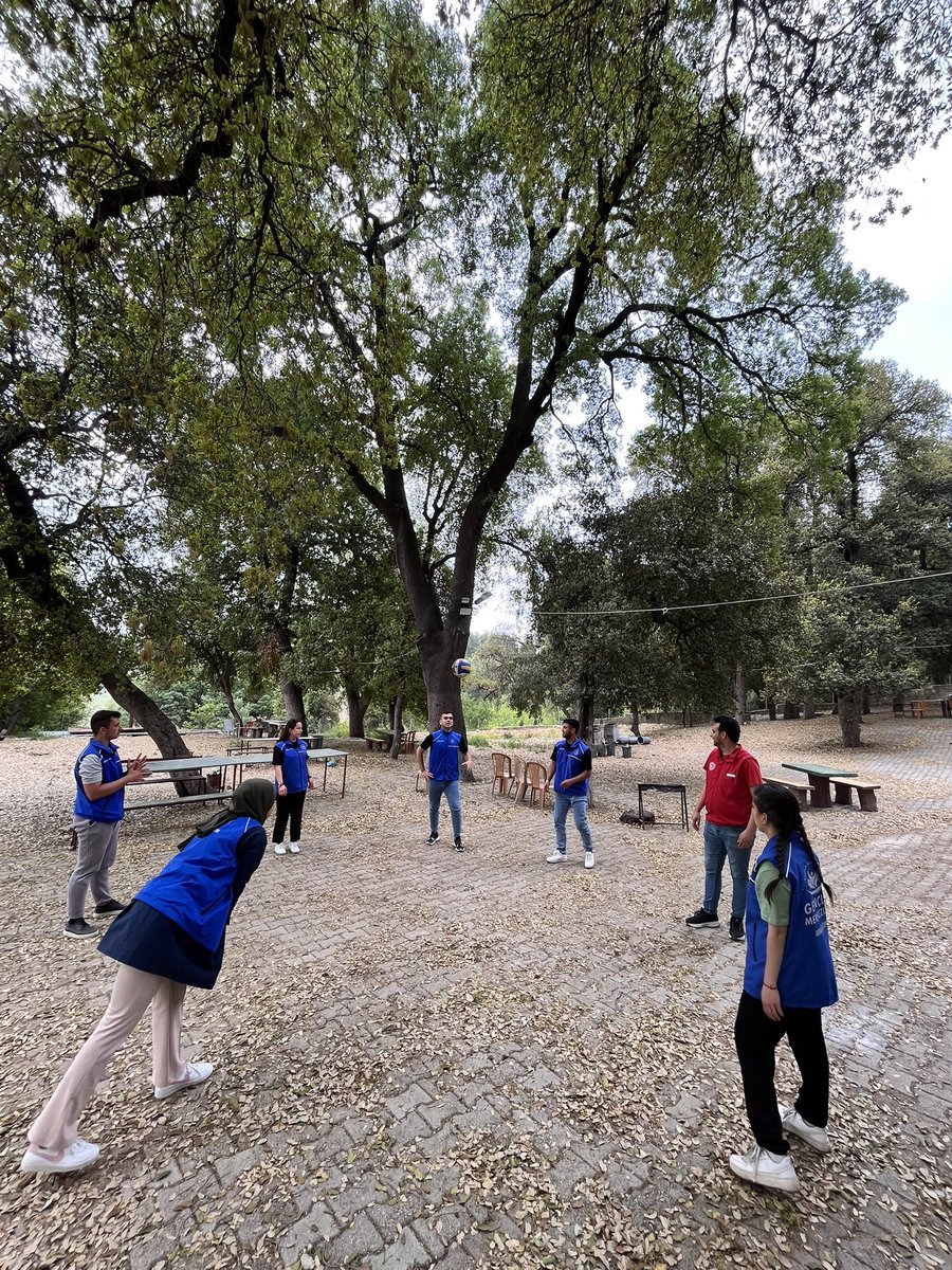 Altınözü Gençlik Merkezi (@gsb_altinozugm) on Twitter photo Gönüllü gençlerimizle birlikte Sportif Faaliyetler Kapsamında bir araya geldik. ☺️
#gönüllügençlik
<a href="/OA_BAK/">Dr. Osman Aşkın Bak</a>
<a href="/gencliksporbak/">Gençlik ve Spor Bakanlığı 🇹🇷</a>
<a href="/GSBgenclik/">Gençlik Hizmetleri</a> Gönüllü gençlerimizle birlikte Sportif Faaliyetler Kapsamında bir araya geldik. ☺️
#gönüllügençlik
<a href="/OA_BAK/">Dr. Osman Aşkın Bak</a>
<a href="/gencliksporbak/">Gençlik ve Spor Bakanlığı 🇹🇷</a>
<a href="/GSBgenclik/">Gençlik Hizmetleri</a>