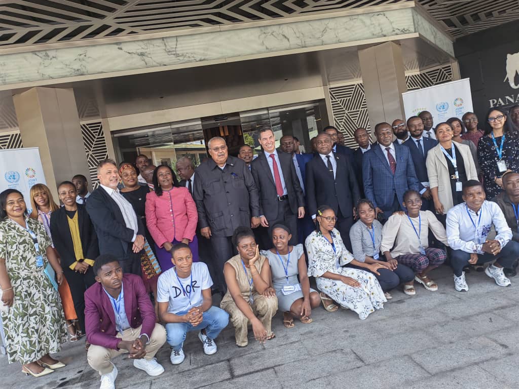 ONU Guinea Ecuatorial (@onuguineaecua) on Twitter photo Energía y biodiversidad para el cambio
🌍✨ Con el apoyo de @PNUD, <a href="/FAO/">Food and Agriculture Organization</a>, <a href="/UNICEF/">UNICEF</a> y <a href="/UNIDO/">UNIDO</a>, avanzamos en la localización de los ODS y una transición energética justa, fortaleciendo comunidades rurales con energía renovable y participación local. #DesarrolloSostenible #ODS Energía y biodiversidad para el cambio
🌍✨ Con el apoyo de @PNUD, <a href="/FAO/">Food and Agriculture Organization</a>, <a href="/UNICEF/">UNICEF</a> y <a href="/UNIDO/">UNIDO</a>, avanzamos en la localización de los ODS y una transición energética justa, fortaleciendo comunidades rurales con energía renovable y participación local. #DesarrolloSostenible #ODS