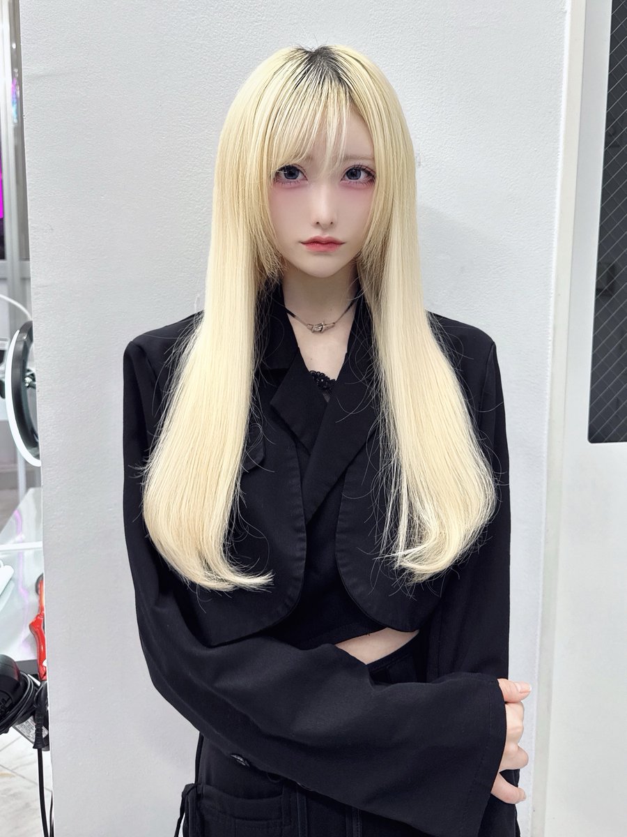 みんな大好き金髪ロング