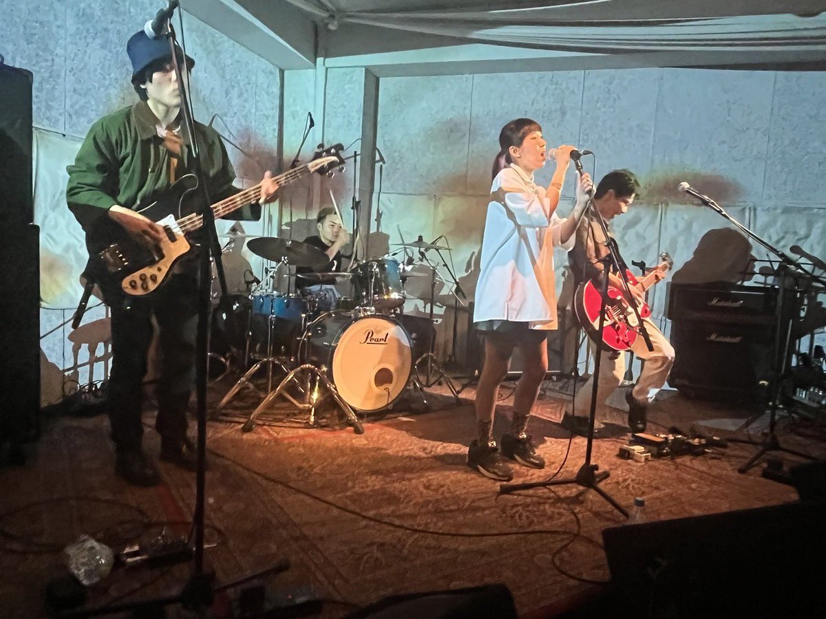 Taul_90125's tweet photo. Taul×Nerk Twins
4/23@大宮ヒソミネ
1. I Am Free Like A Bird(Taul)
2. Good Times Bad Times(covered by Nerk Twins)
3. Crazy Sunday Afternoon(T)
4. Oh! Darling (covered by N)
5. Coffee &amp; Cigarettes(N)
6. Take A Look(T)
7. Alright(Taul)

有難うございました！🙇‍♂️
また会いましょう。 https://t.co/YFHHBkkINv