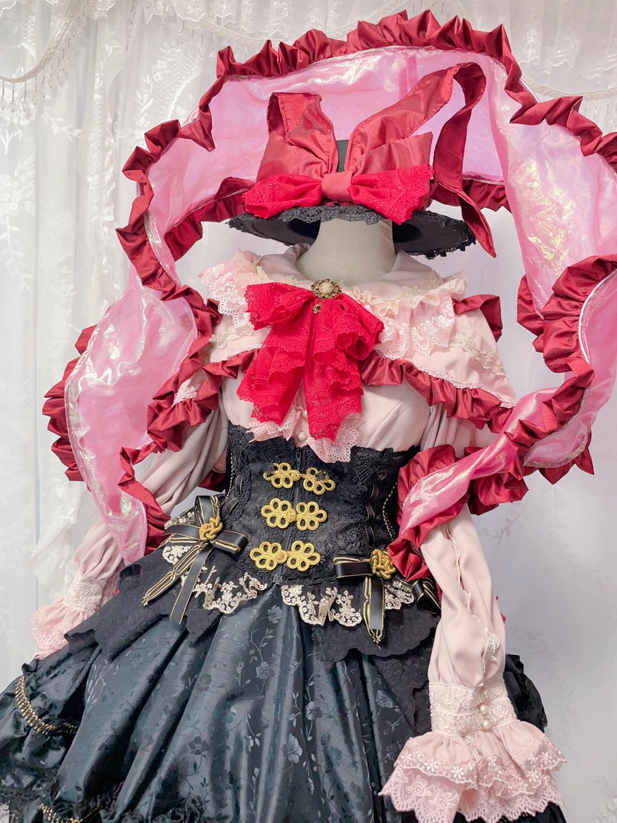 pppshake's tweet photo. ♡コスプレ衣装
東方プロジェクト
永江衣玖

アレンジ衣装です♡ご依頼主さまに以前天子ちゃんをご依頼いただいたのでおそろい感のある素材で製作しました🍑❣️ありがとうございました♡
#東方project
#しゃけ製 https://t.co/4SXb5xl8go