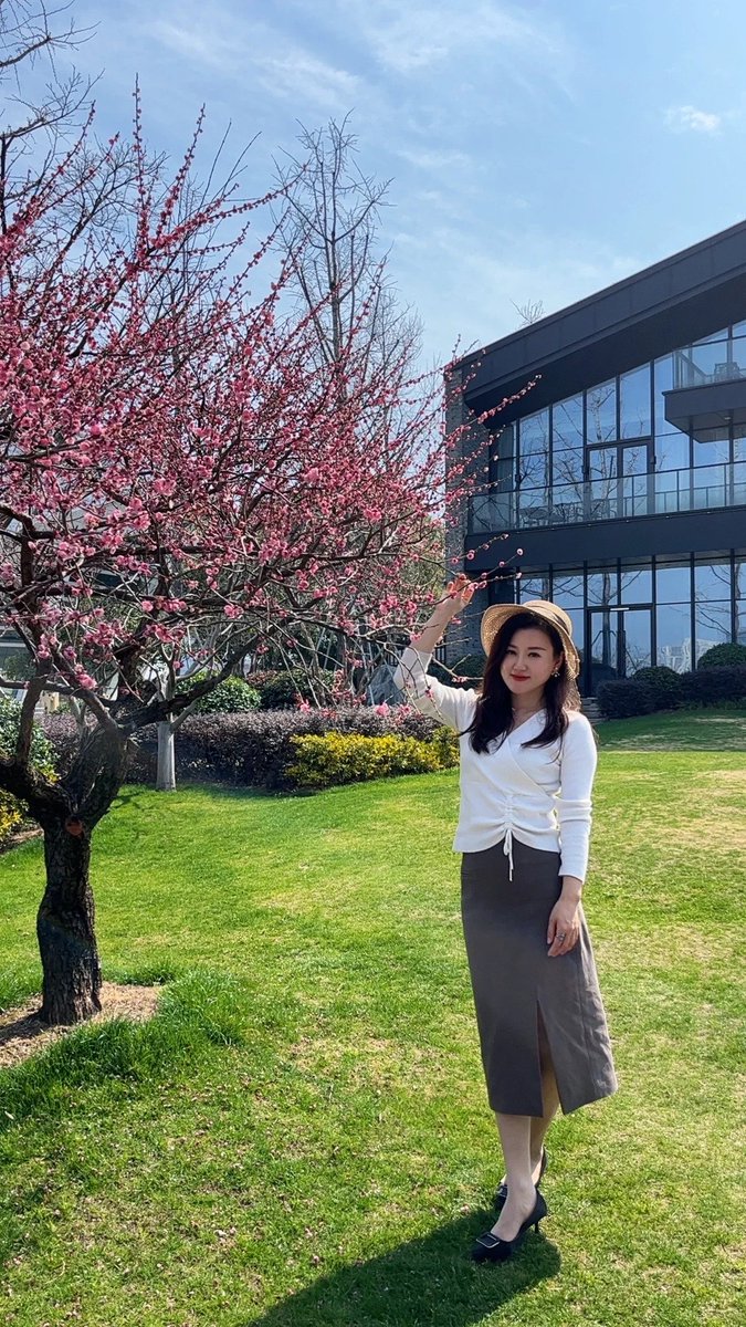 TannerTatebl's tweet photo. 说真的对于女人脸蛋与身材，可能容颜更容易衰老，唯一身材是可以逆袭的。一个女人连自己的体重都控制不了，怎么能控制自己的人生？唯有自律 https://t.co/GP9MFBxx56