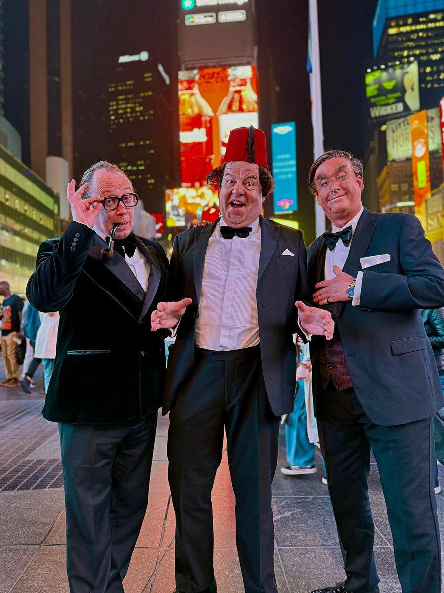 Evolution Productions (@evolutionproduk) on Twitter photo The Last Laugh is open, and the Toast of the Town in NYC!
<a href="/LastLaughPlay/">TheLastLaughPlay</a> <a href="/JWPOnStage/">Jamie Wilson</a> <a href="/59E59/">59E59 Theaters</a> <a href="/djwilliamsact/">Damian Williams</a> <a href="/Bobsickle/">Bob Golding</a> <a href="/simplysimon321/">Simon Cartwright</a> The Last Laugh is open, and the Toast of the Town in NYC!
<a href="/LastLaughPlay/">TheLastLaughPlay</a> <a href="/JWPOnStage/">Jamie Wilson</a> <a href="/59E59/">59E59 Theaters</a> <a href="/djwilliamsact/">Damian Williams</a> <a href="/Bobsickle/">Bob Golding</a> <a href="/simplysimon321/">Simon Cartwright</a>