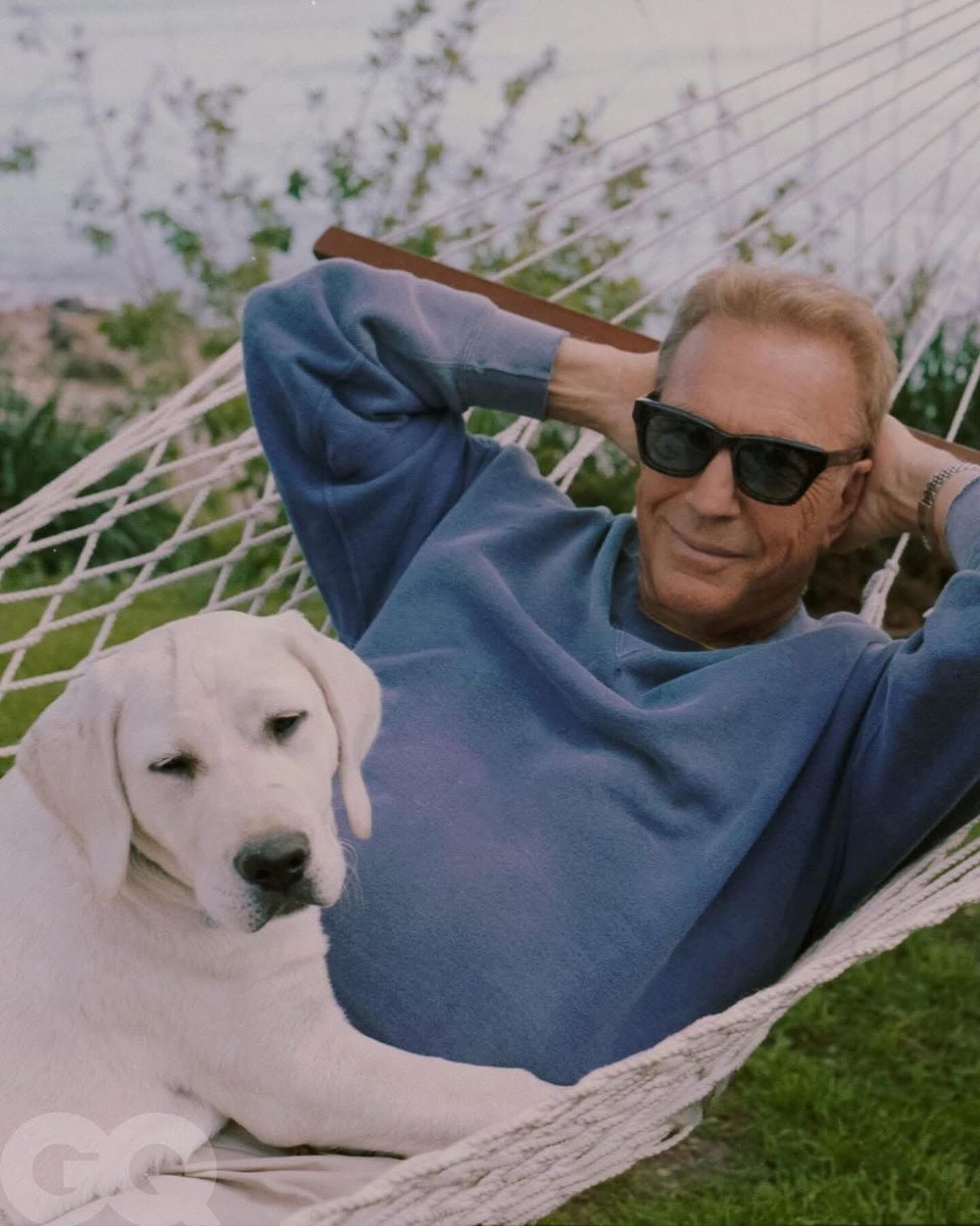 Kevin Costner Group &MW tweet media