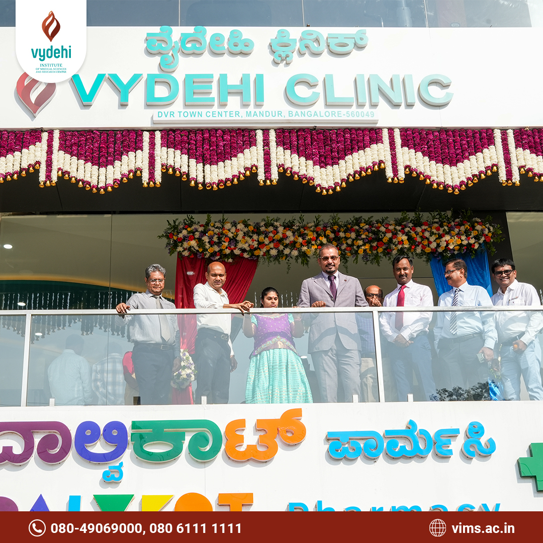 Vimsacin's tweet image. 📍 Located right in Mandur, we’re all set to serve.

#VydehiMandur #InaugurationVibes #VydehiCares #HealthcareCloser #MandurClinic #VydehiLegacy #EveryCareCounts #VydehiCares #VydehiHospital #VIMSRC