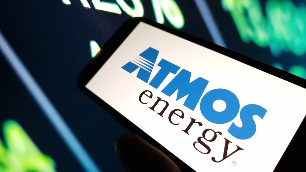 DentonEDP's tweet photo. Atmos Energy partners early with developers to power Denton’s future – like fueling distribution near the airport and boosting peak supply with Lake Dallas storage. https://t.co/8yxbkjWhxG https://t.co/36gfxOrj0J