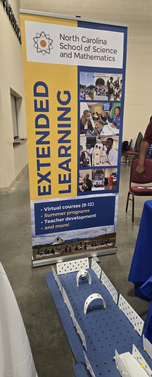 We attended STEM Trek last week at the Hickory Metro Convention Center, sponsored by the North Carolina Science Festival. Our goal is to provide students all over North Carolina with quality STEM education and opportunities. #STEM
