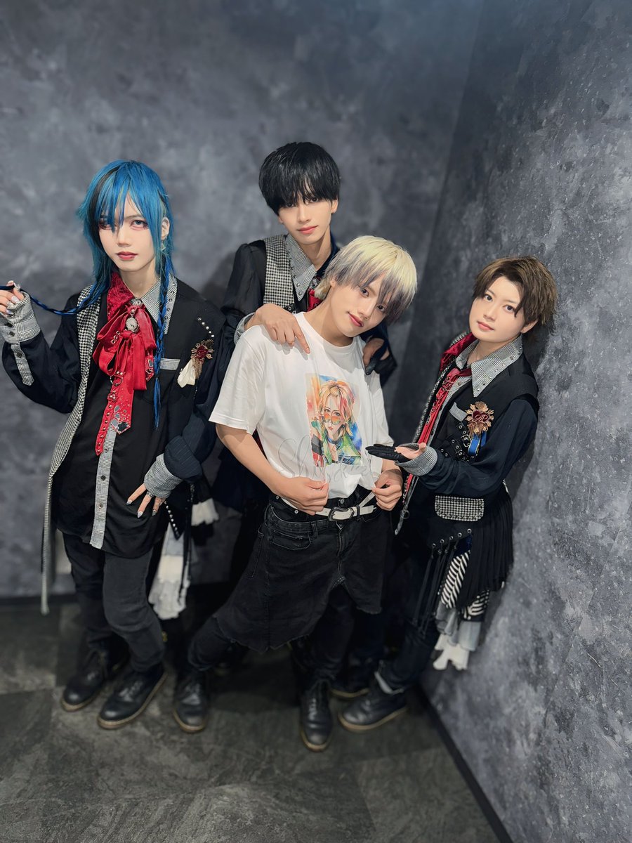 嘘吐Grimms。 (@UsoGri_official) / X 嘘吐Grimms。 (@UsoGri_official) / X