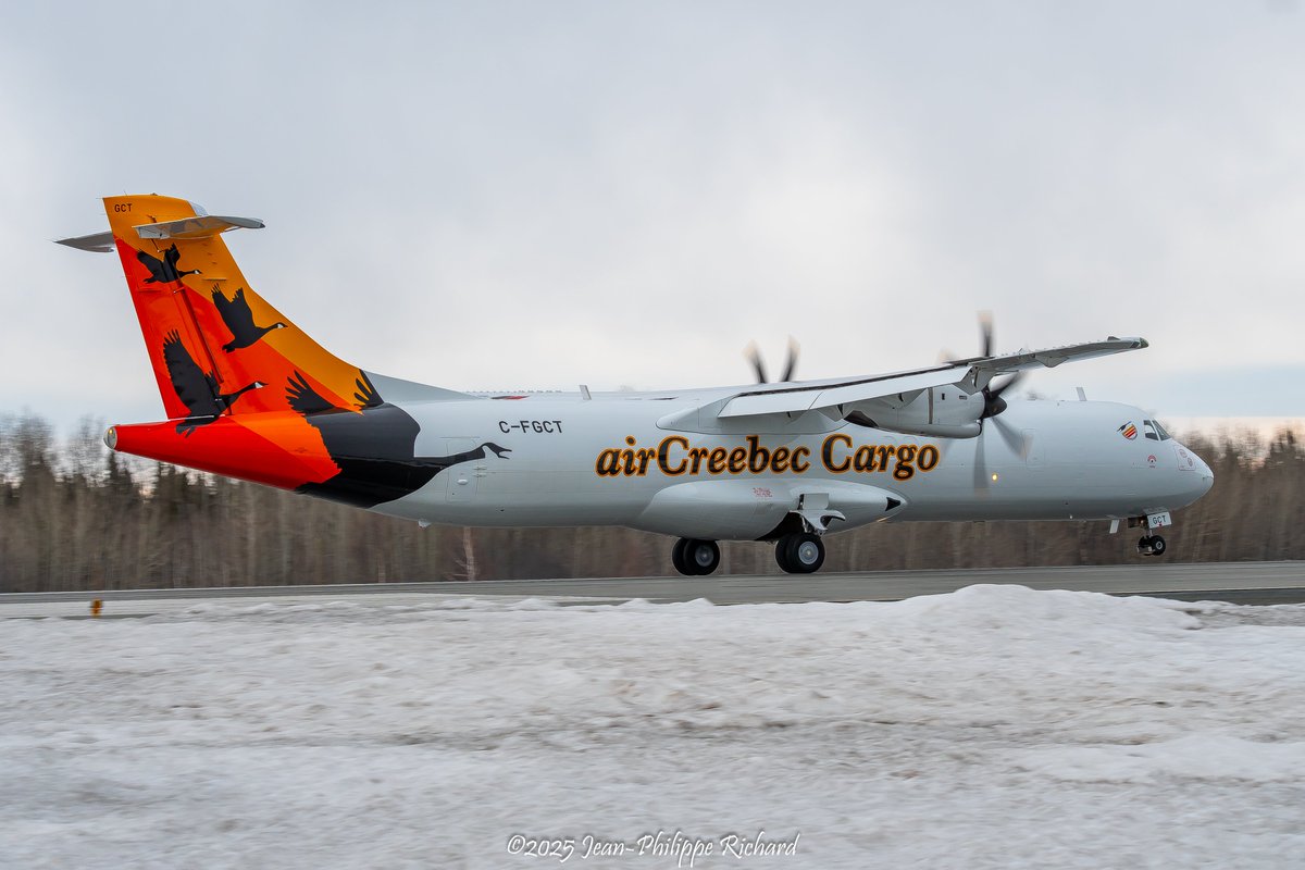 ATRaircraft's tweet image. 📦✈️ Congratulations to @aircreebecinc on the first ATR 72 #freighter flight — strengthening essential services across northern and regional communities and serving Cree communities responsibly. 

📷Thank you Air Creebec for the beautiful shots.