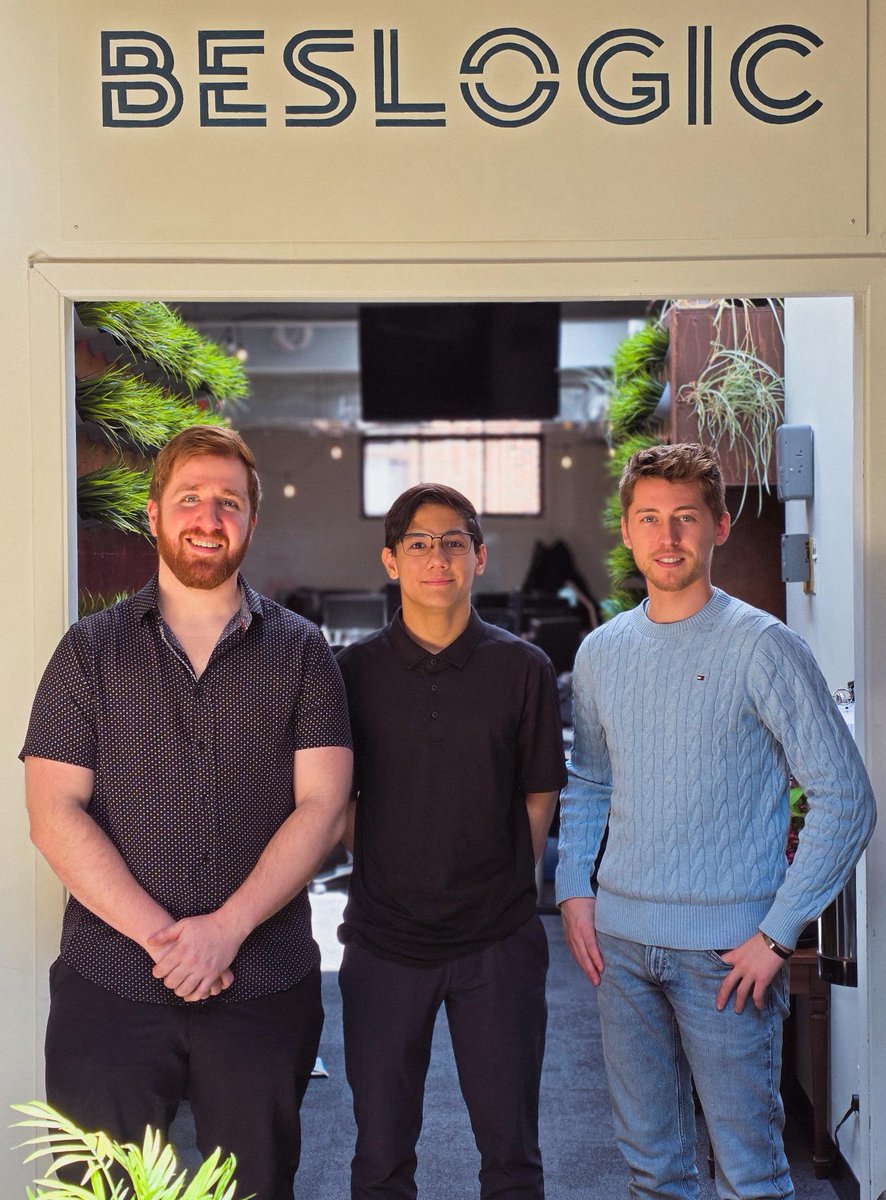 Dernièrement, Matthew Drouin est venu passer une journée à nos bureaux pour avoir une immersion dans le métier de scientifique de données avec nos collègues Gabriel Trottier et Clément Loiseau.

Merci à Mireille de <a href="/Mila_Quebec/">Mila - Institut québécois d'IA</a> d'avoir pensé à nous! 🙌

#DataScience #FuturTalent