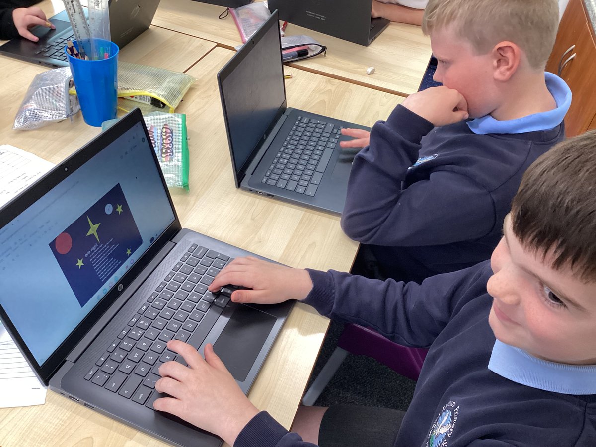 raeburnprimary's tweet image. In our year 5 computing lesson this week, we have had an introduction to vector graphics.  Some impressive vector drawings to be proud of.
#RaeburnComputing  #RaeburnYear5