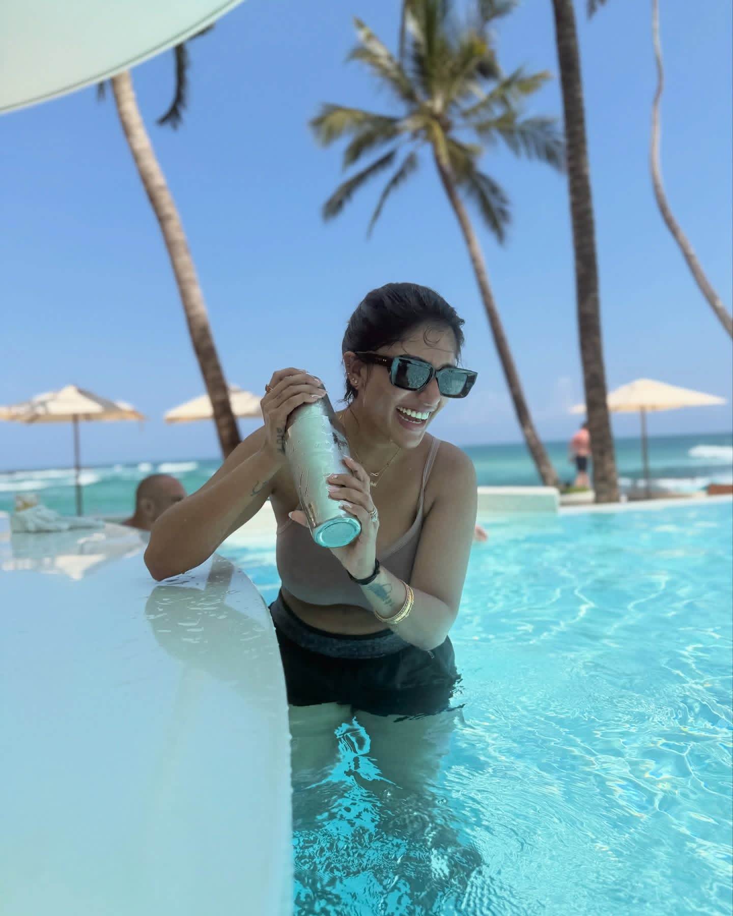 GpTUUOkbYAIMZSr?format=jpg&name=large